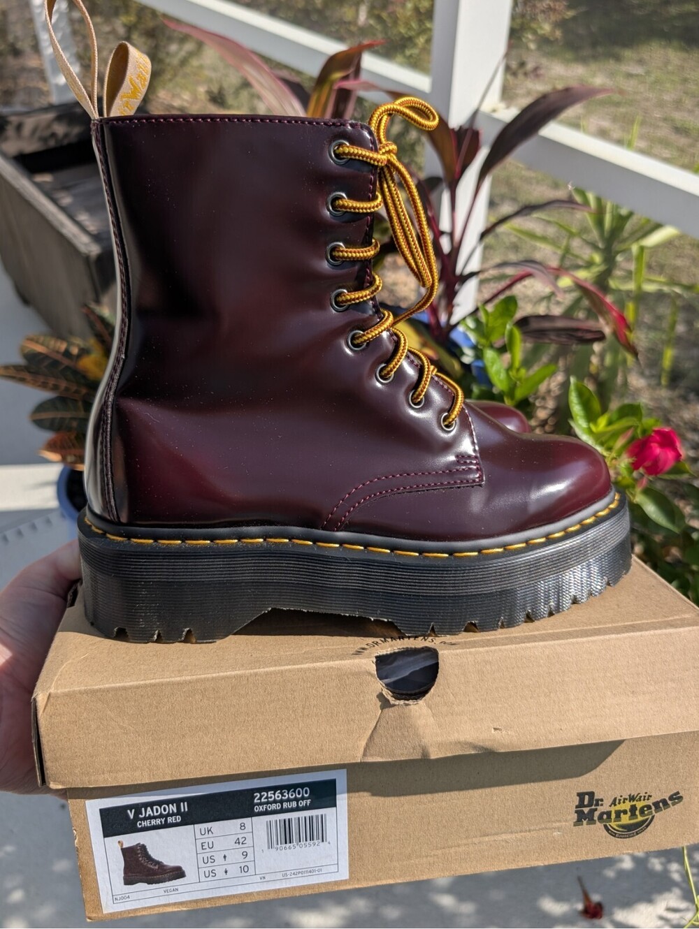 Dr. Martens Vegan Jadon II Platform Boots Cherry Red Oxford Rub Off Size W10 M9